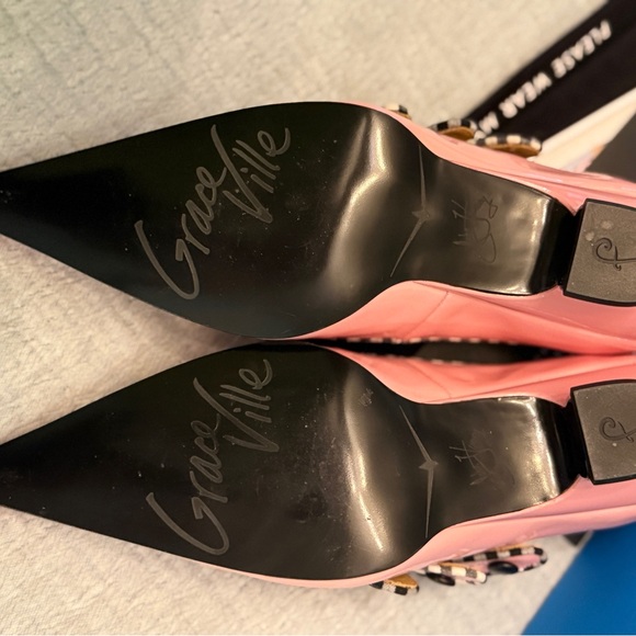 John Fluevog Pink Patent Leather Women's Shoes (NWT) - Picture 8 of 10